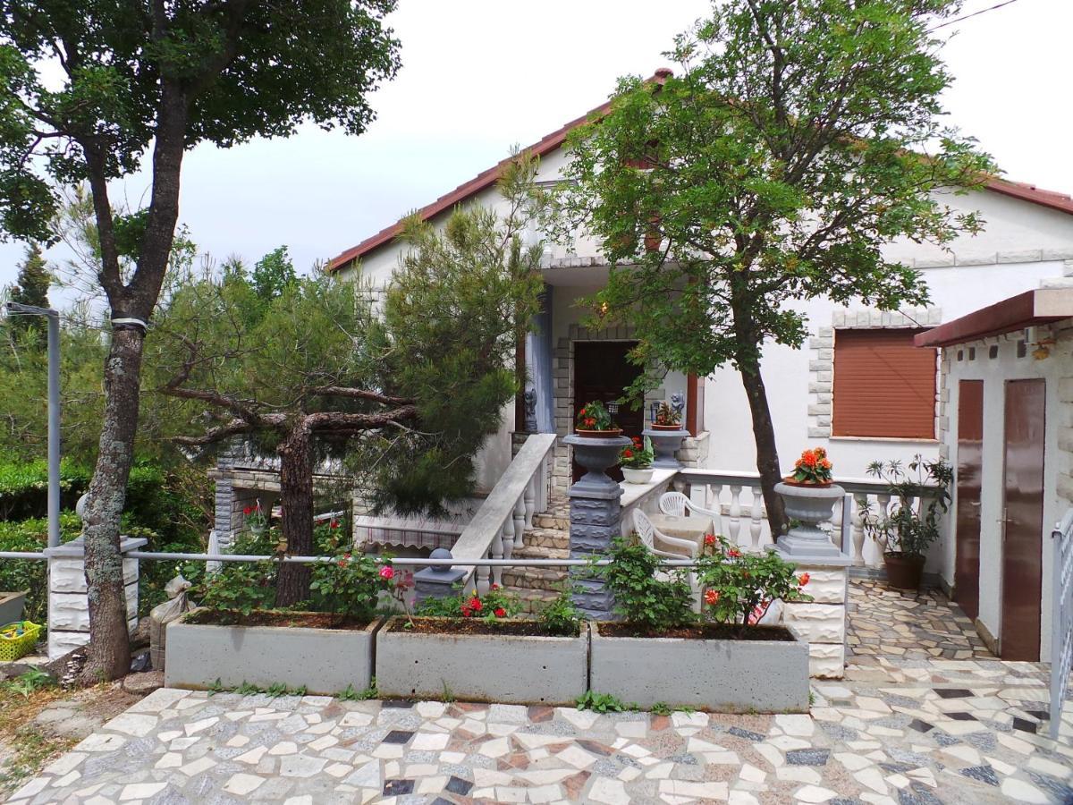 2 L Jablanac Exterior foto