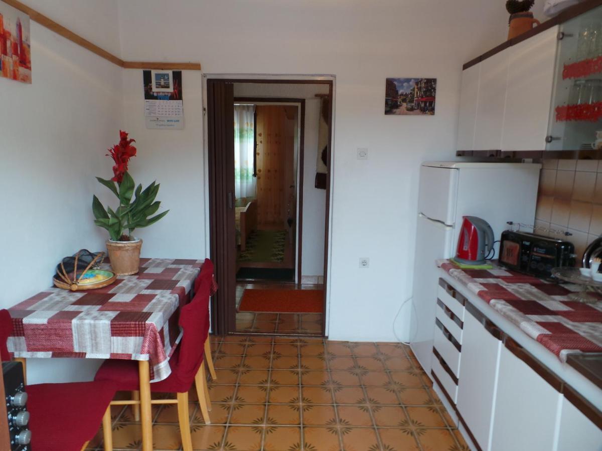 2 L Jablanac Exterior foto